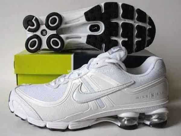 Populaires Chaussures Nike Shox R4 Blanc